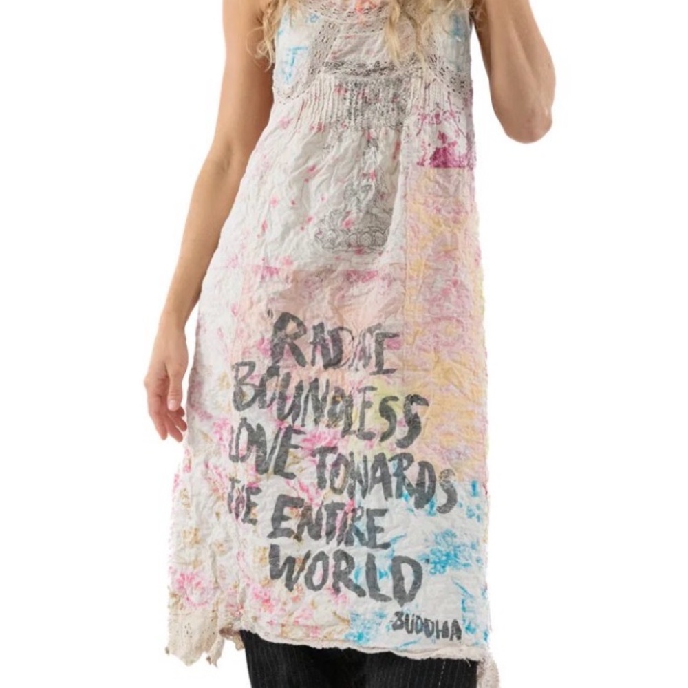Magnolia Pearl
Quilted Floral
Clementine Slip
Dress 924
Peaceworker